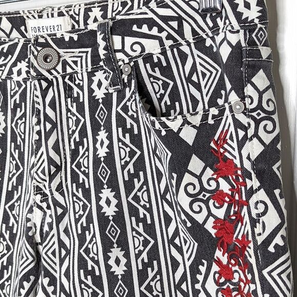 Vintage Forever 21 Stretch Low Rise Rare  Embroidered Southwest Jeans size 27 - Picture 2 of 11